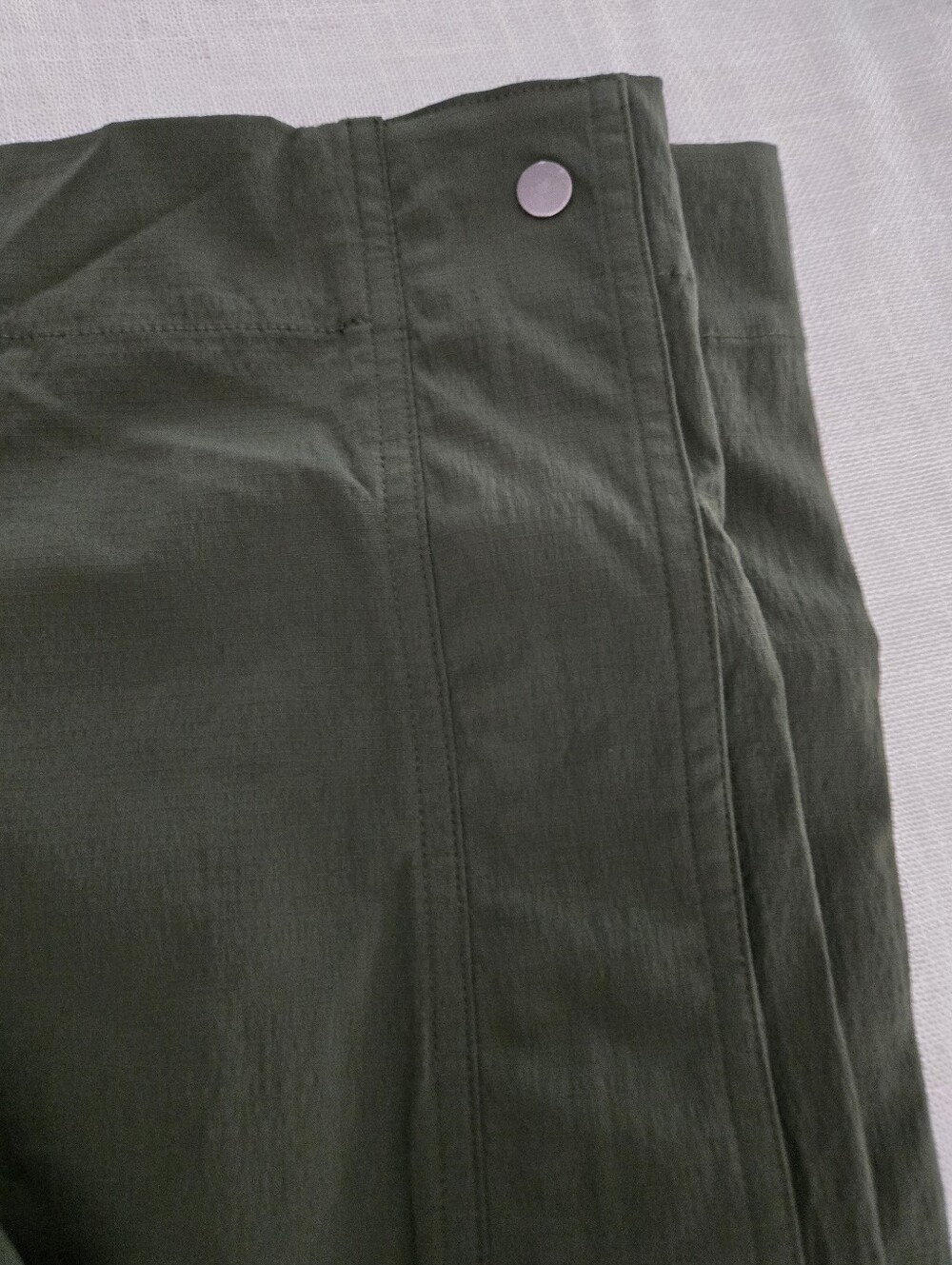 NWT Athleta Trekkie High Rise Parachute Pant - Picture 4 of 7